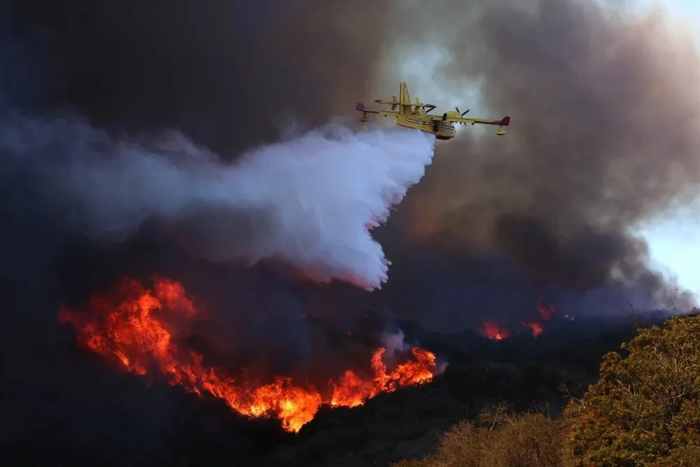 Hollywood in Crisis: Southern California Fires Reshape Awards Season and Call for Solidarity